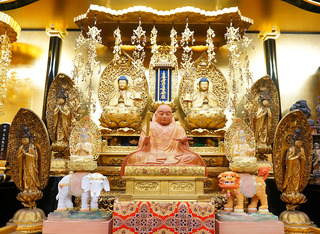 御宝前(ブログ用)文殊・普賢.jpg